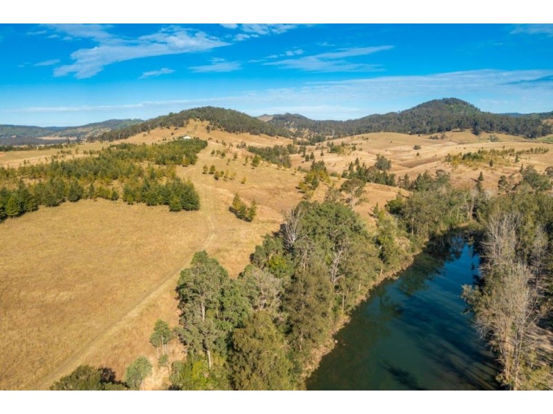 6520 Oxley Highway, Yarras NSW 2446