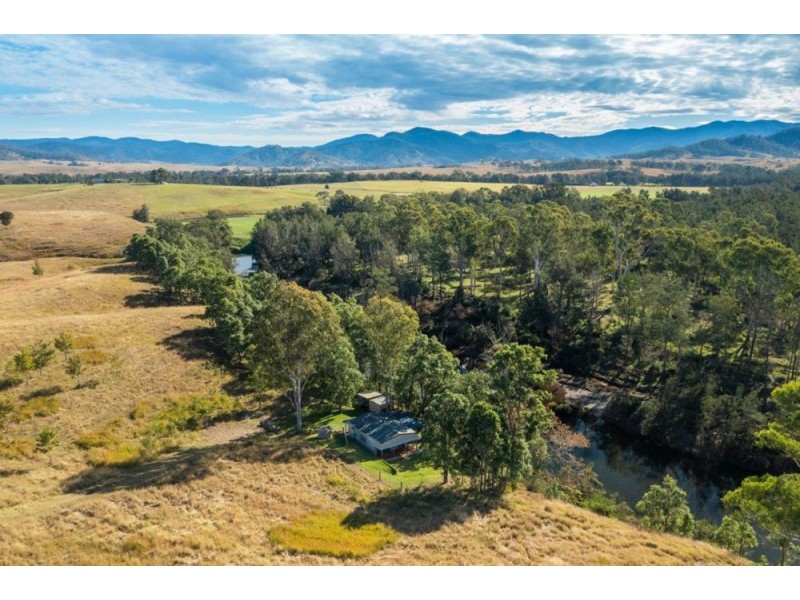 6520 Oxley Highway, Yarras NSW 2446