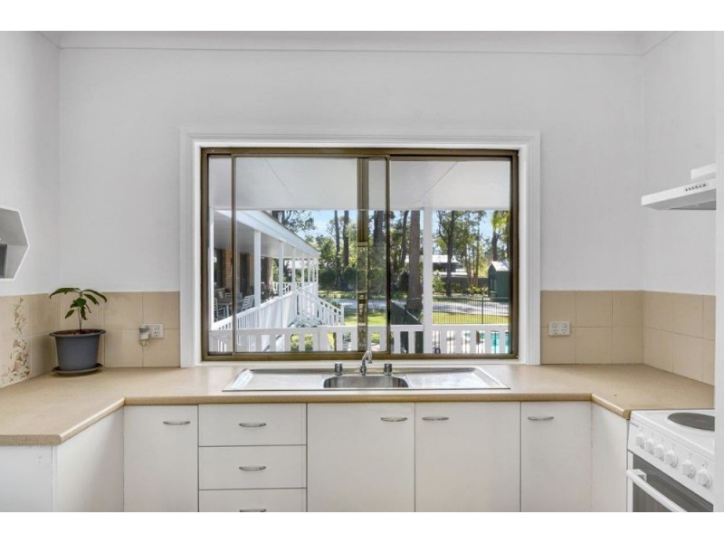65 Sarahs Crescent, King Creek NSW 2446