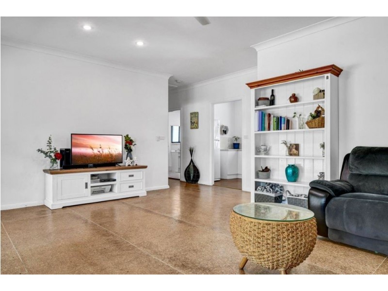 65 Sarahs Crescent, King Creek NSW 2446