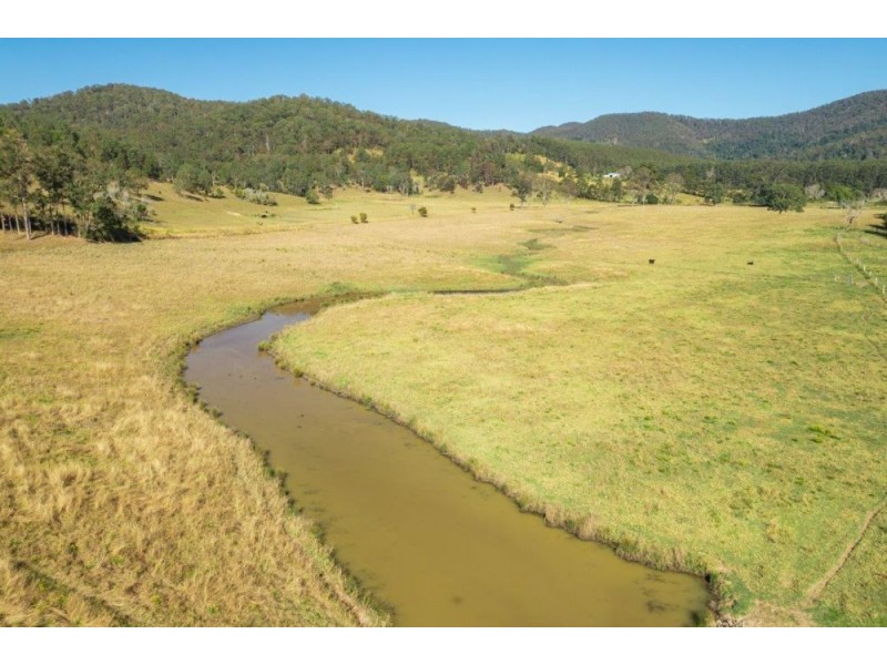 77 Shaws Road, Hollisdale NSW 2446