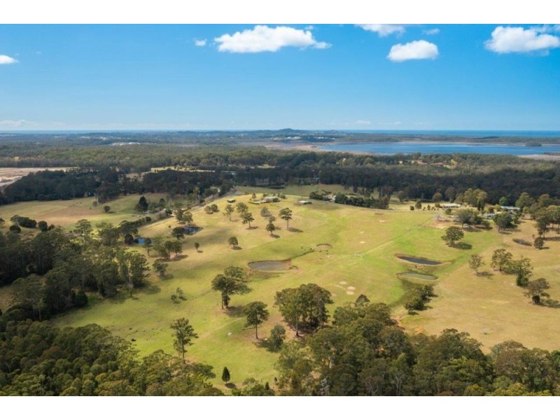 655 Lake Innes Drive, Lake Innes NSW 2446