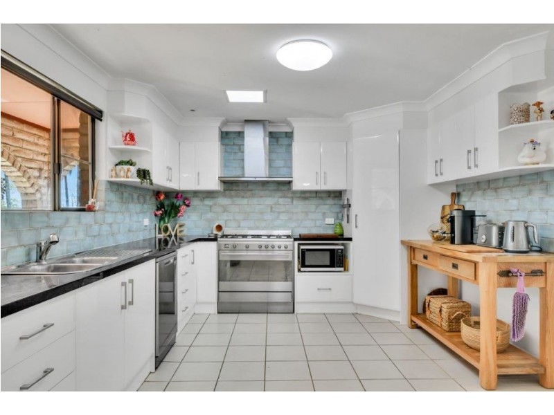 655 Lake Innes Drive, Lake Innes NSW 2446