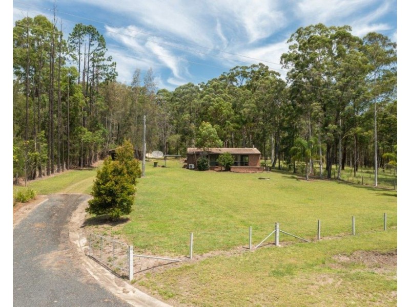 16 Wyndell Way, Telegraph Point NSW 2441