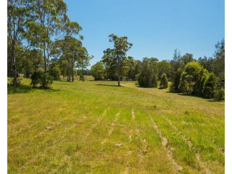 224 Lake Innes Drive,, Lake Innes NSW 2446