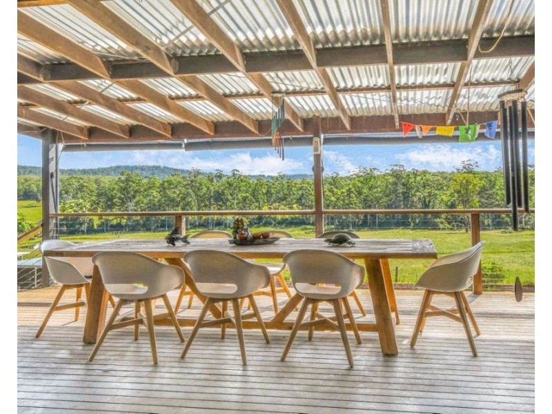 586 Old Coast Road, Kundabung NSW 2441