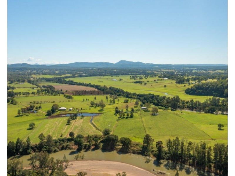 248 Hewens Rd, Brombin NSW 2446