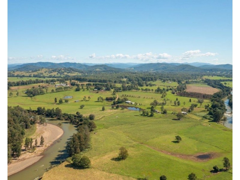 248 Hewens Rd, Brombin NSW 2446