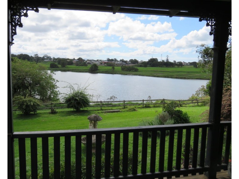 1 West Street, South Kempsey NSW 2440