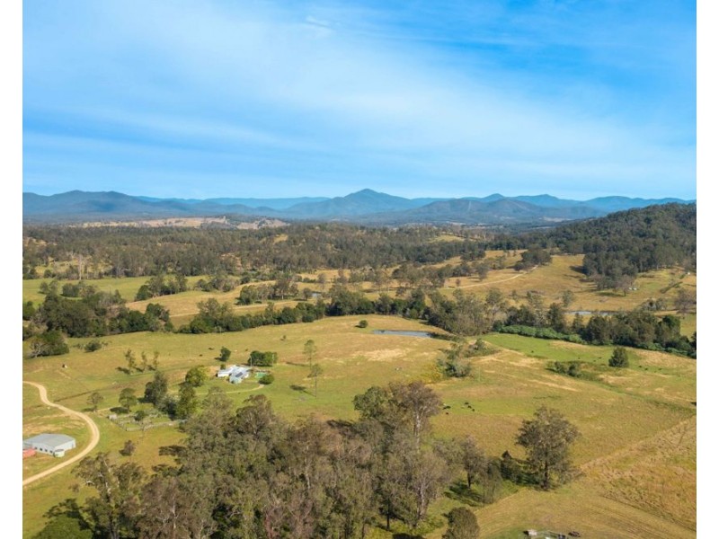 151 Secombs Lane, Hickeys Creek NSW 2440