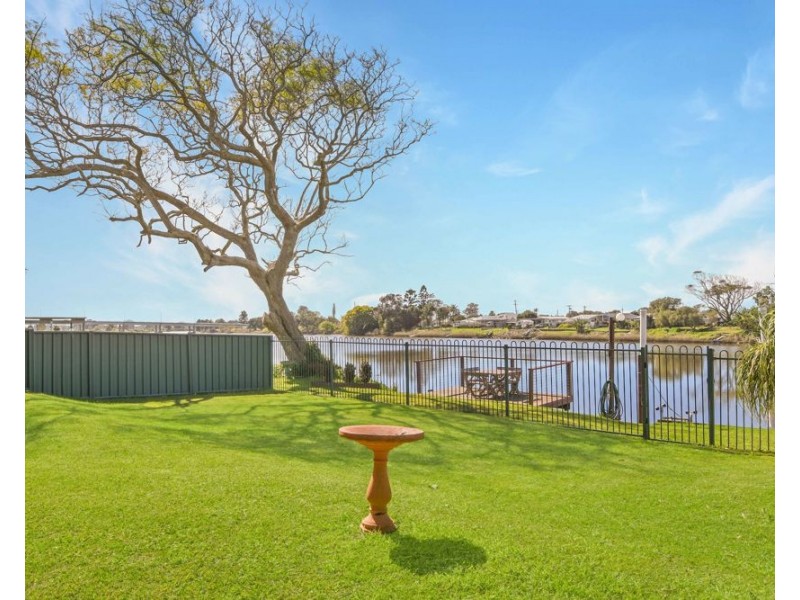 6 Vincent Avenue, Smithtown NSW 2440