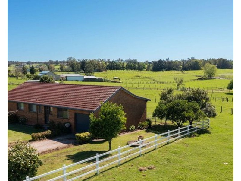 22 Warne Drive, Aldavilla NSW 2440