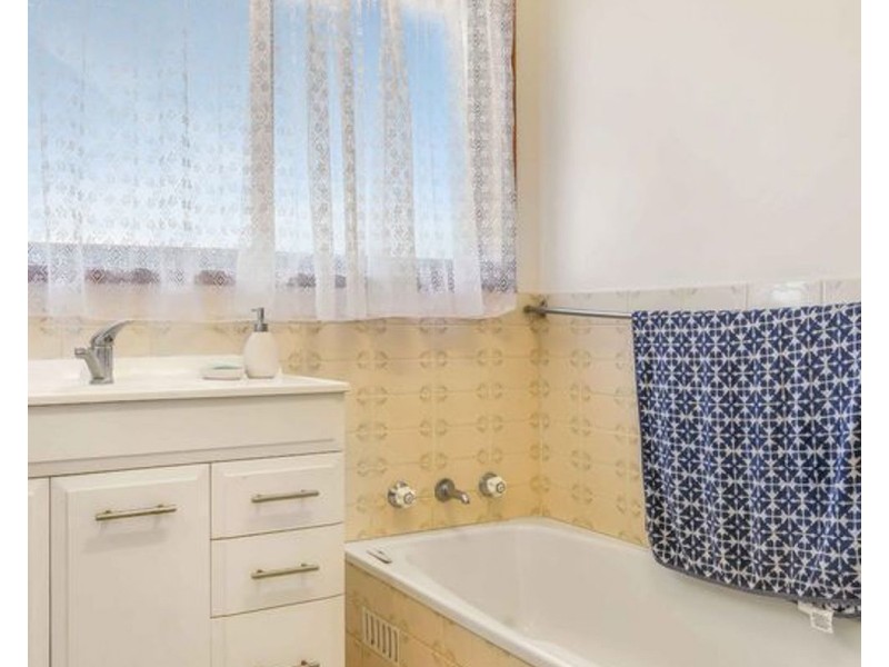 22 Warne Drive, Aldavilla NSW 2440