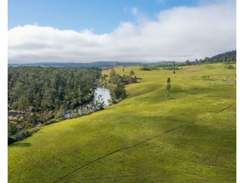 6292 oxley highway, Yarras NSW 2446