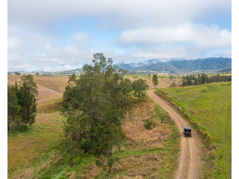 6292 oxley highway, Yarras NSW 2446