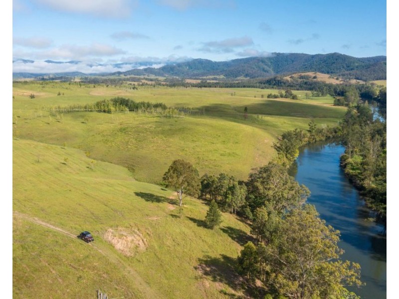 6292 oxley highway, Yarras NSW 2446