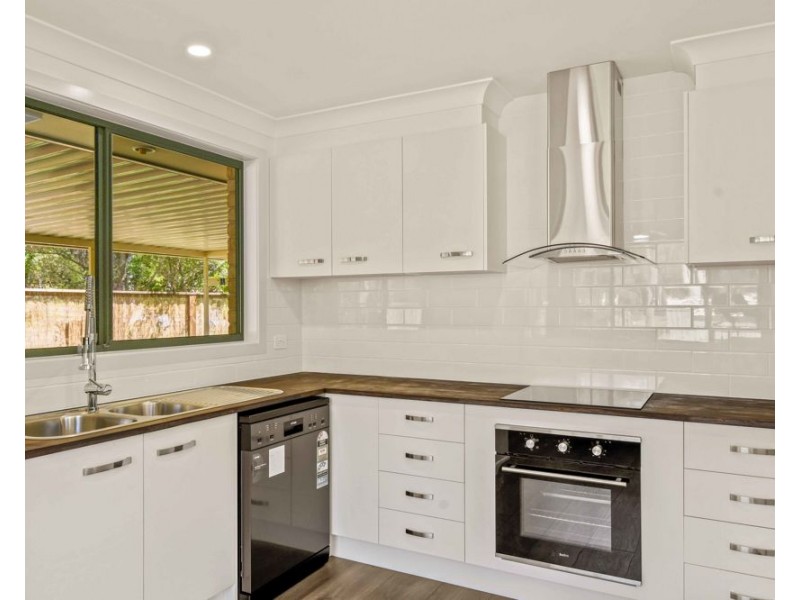 517 Lake Innes Drive, Lake Innes NSW 2446