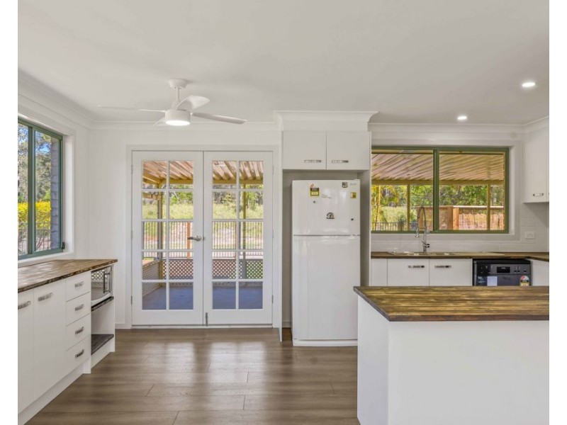 517 Lake Innes Drive, Lake Innes NSW 2446