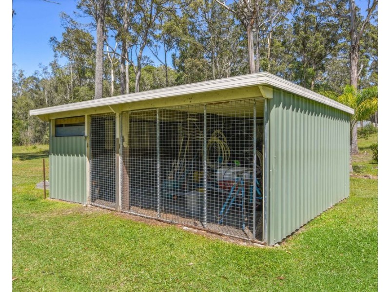 517 Lake Innes Drive, Lake Innes NSW 2446