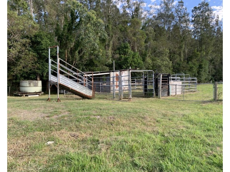369 Maria River Rd, Crescent Head NSW 2440