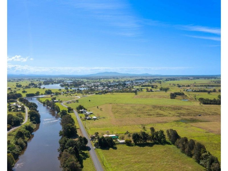 65 Right Bank Road, Belmore River NSW 2440