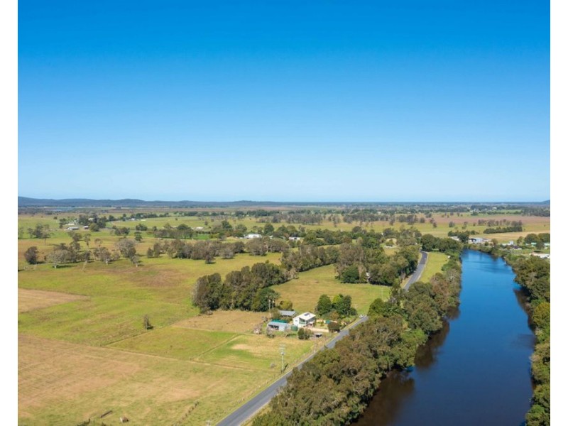 65 Right Bank Road, Belmore River NSW 2440