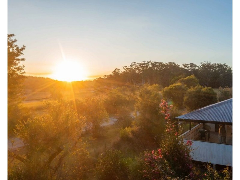 142 Old School Road, Herons Creek NSW 2443