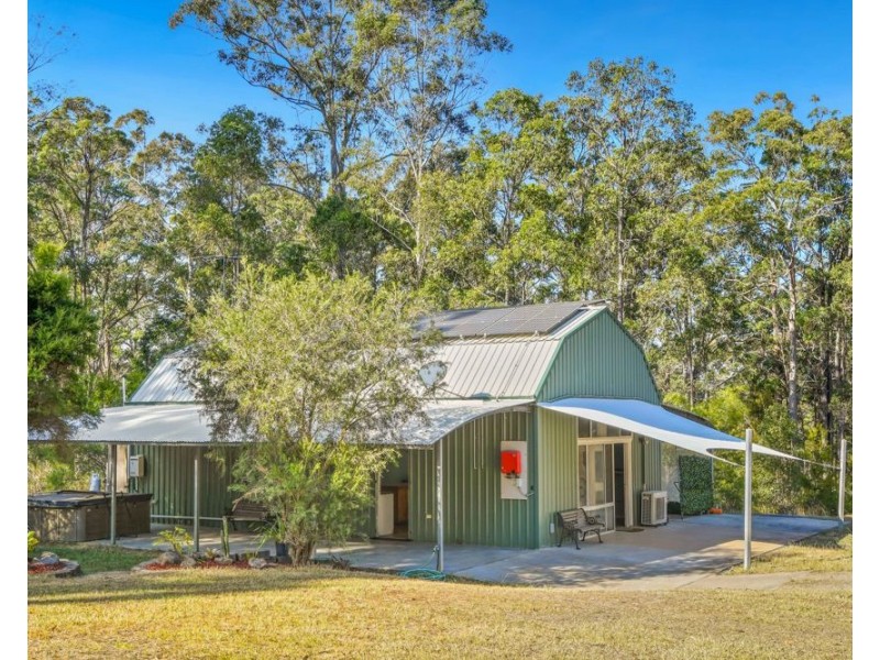 445 Smiths Creek Road, Kundabung NSW 2441