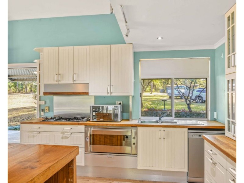 445 Smiths Creek Road, Kundabung NSW 2441