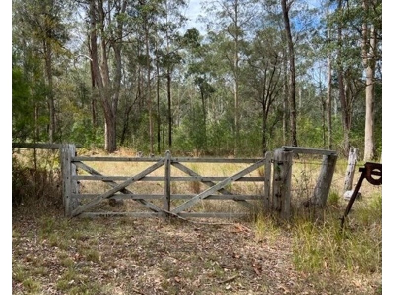 21 Mobbs Drive, Kundabung NSW 2441