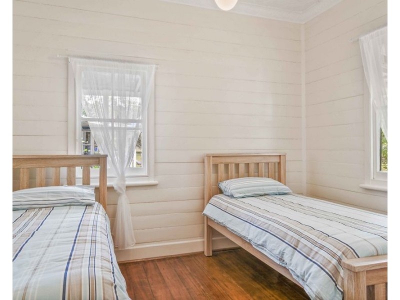 8493 Armidale Rd, Comara NSW 2440