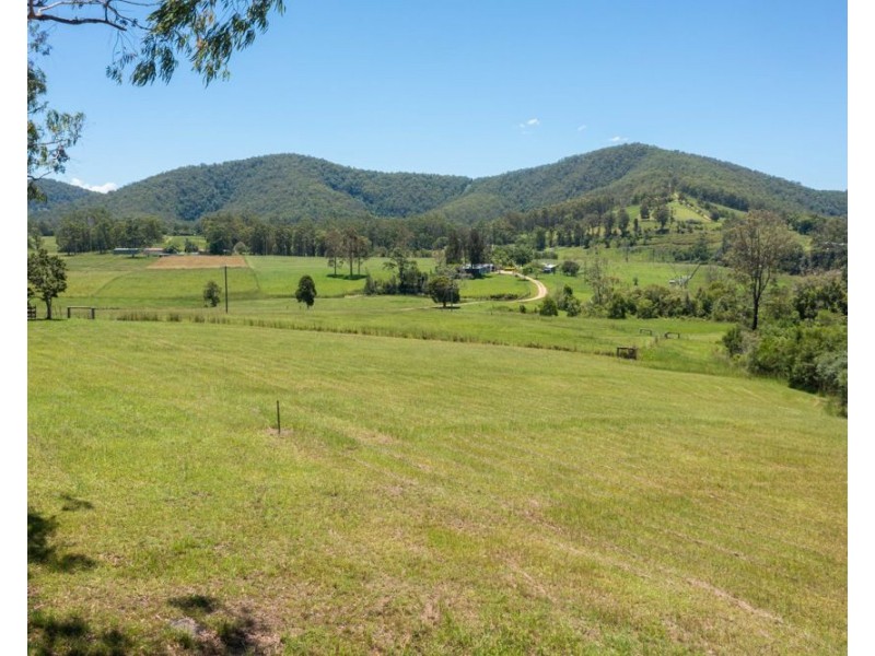 123 Lemon Gum Road, Lower Pappinbarra NSW 2446