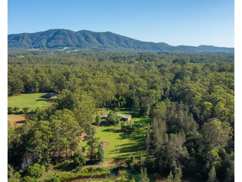 170 Stuarts Point Rd, Barraganyatti NSW 2441