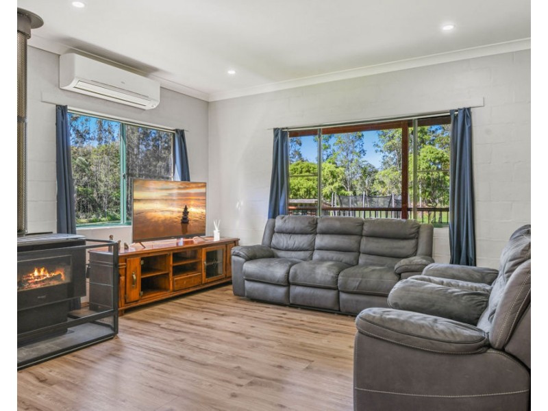 170 Stuarts Point Rd, Barraganyatti NSW 2441