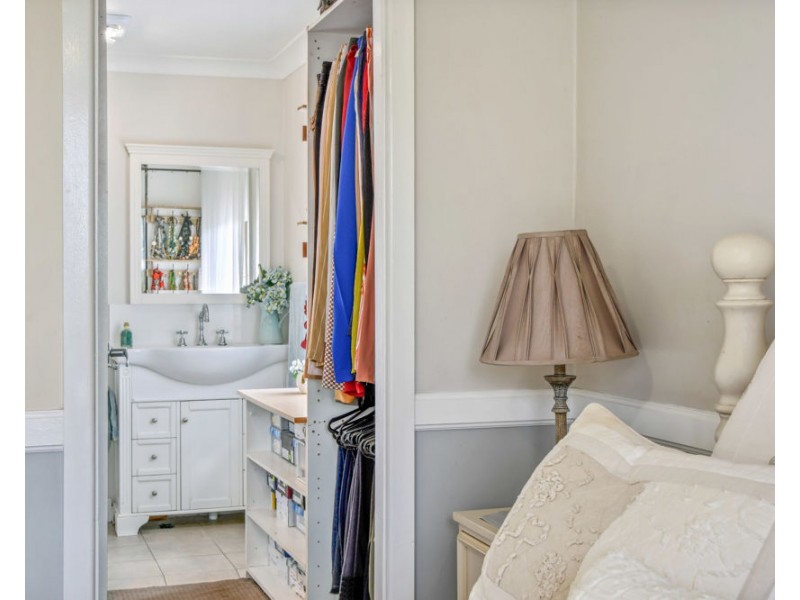 8 Barnard Street, Gladstone NSW 2440