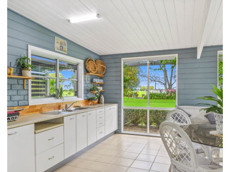 8 Barnard Street, Gladstone NSW 2440