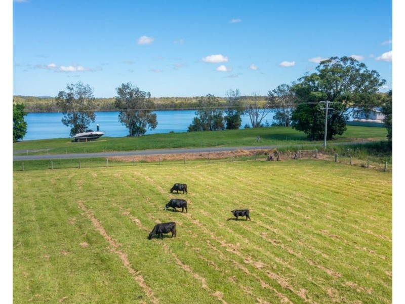 428 Shoreline Drive, Riverside NSW 2444