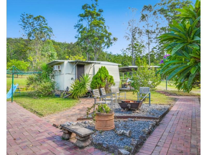 137 Appletree Drive, Kundabung NSW 2441