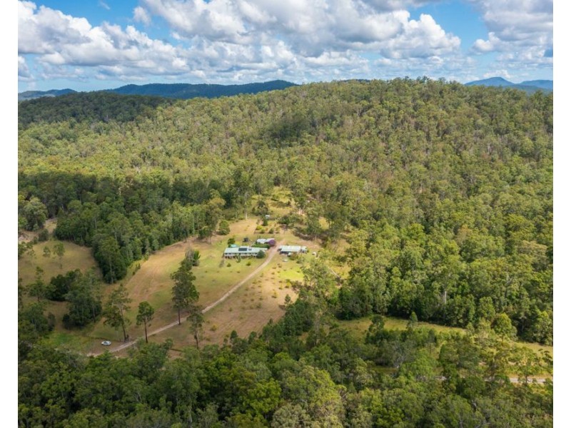 137 Appletree Drive, Kundabung NSW 2441