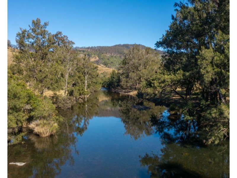 7748 Oxley Highway, Mount Seaview NSW 2446