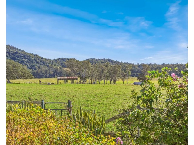 296 Dondingalong Road, Dondingalong NSW 2440