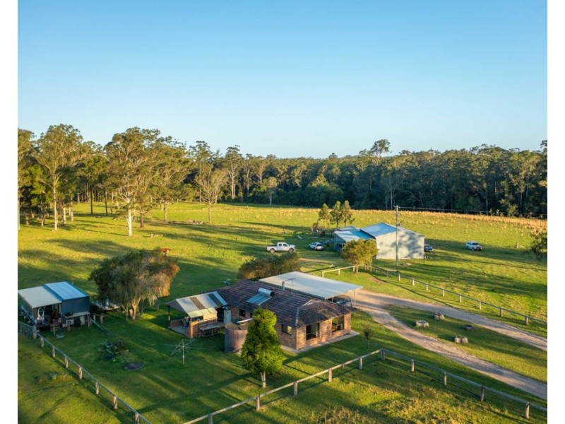 27 Seams Road, Kundabung NSW 2441