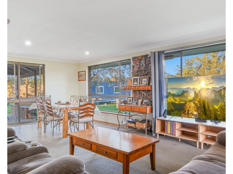 27 Seams Road, Kundabung NSW 2441