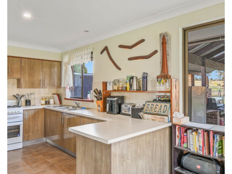 27 Seams Road, Kundabung NSW 2441