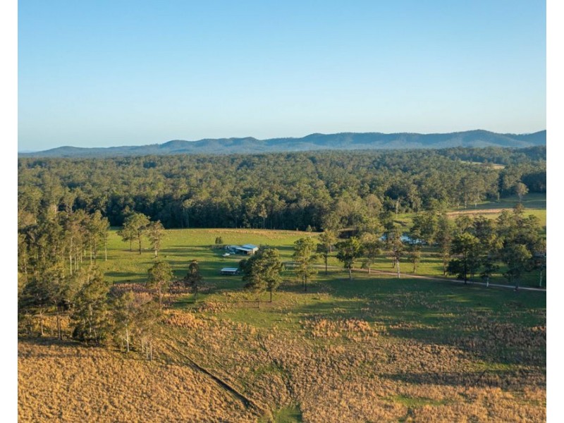 27 Seams Road, Kundabung NSW 2441