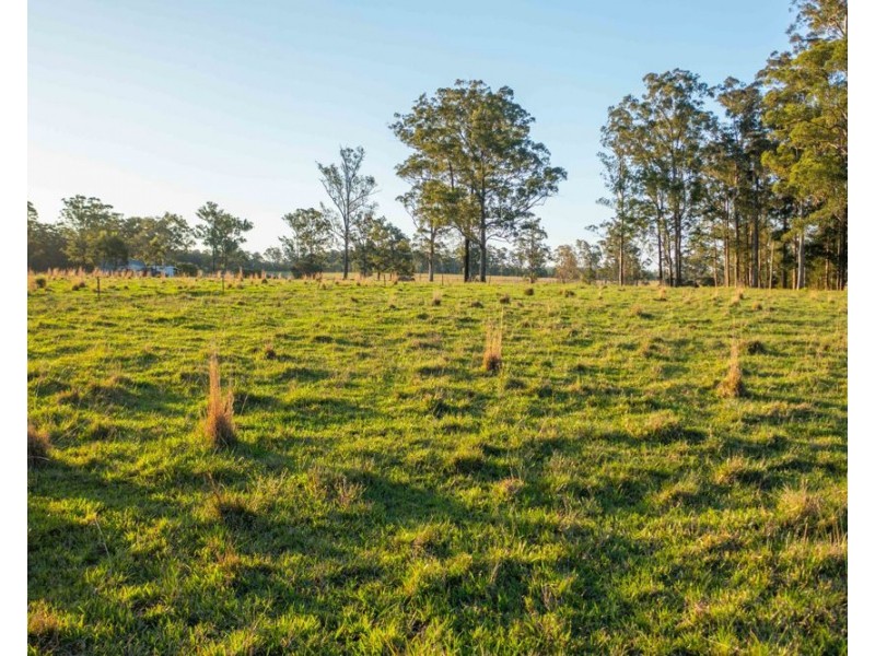 27 Seams Road, Kundabung NSW 2441