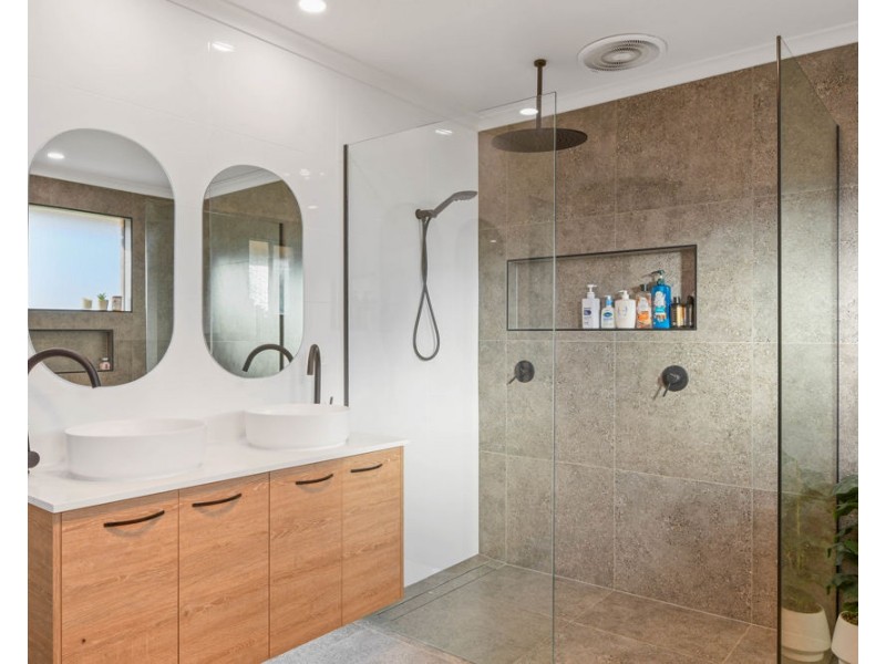180 Hewens Road, Brombin NSW 2446