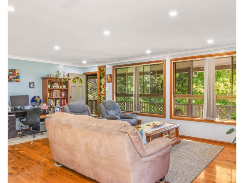 37 Wortley Drive, Crescent Head NSW 2440