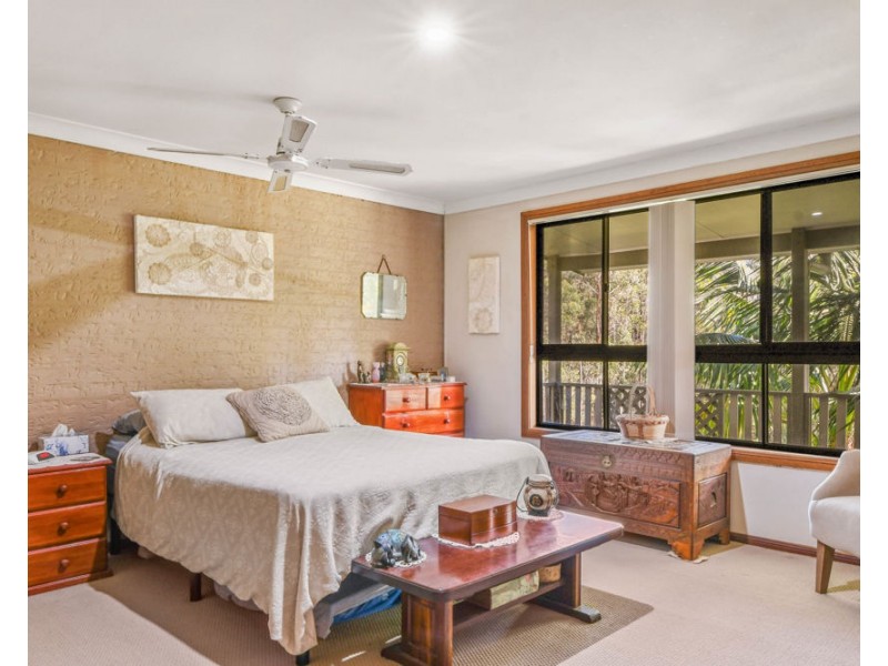 37 Wortley Drive, Crescent Head NSW 2440