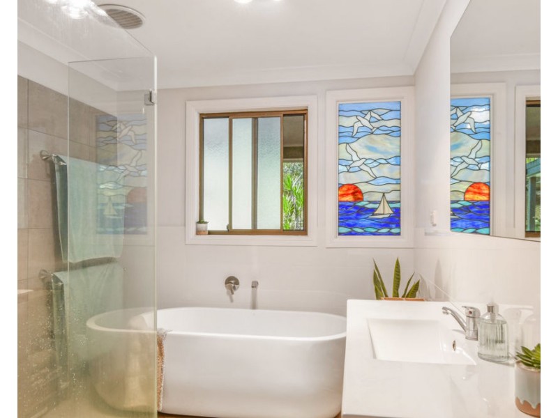 37 Wortley Drive, Crescent Head NSW 2440